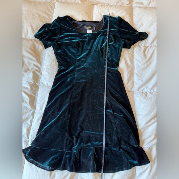 Molly Malloy evening dress velvet Flare Mini Dress - Picture 3 of 5